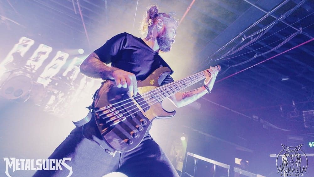 Baixista do Jinjer lamenta como “Músicos estão no final da fila” no recebimento dos lucros da turnê