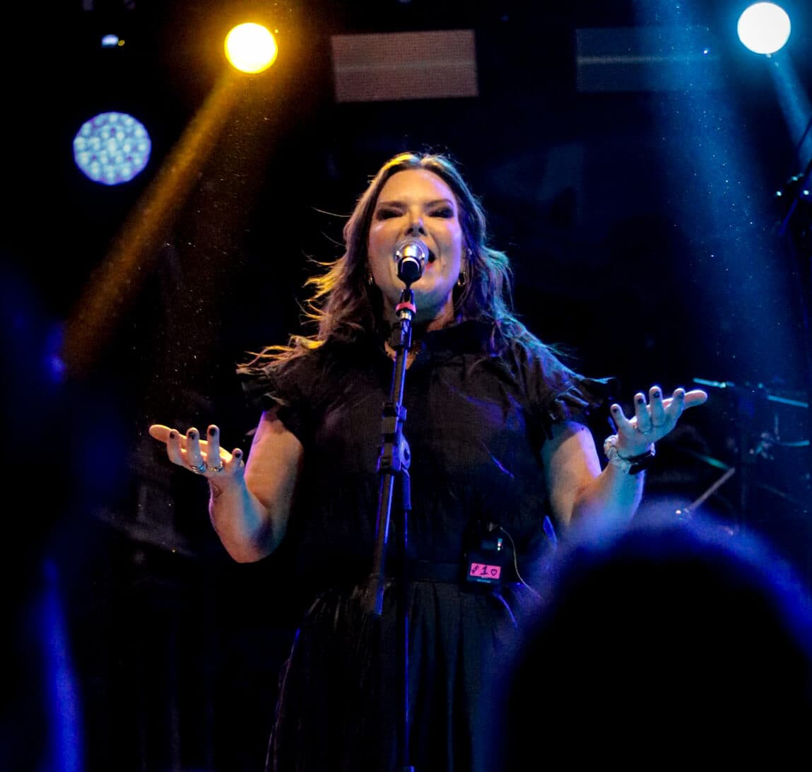 Anette Olzon em Brasília: uma noite dedicada à sua fase no Nightwish