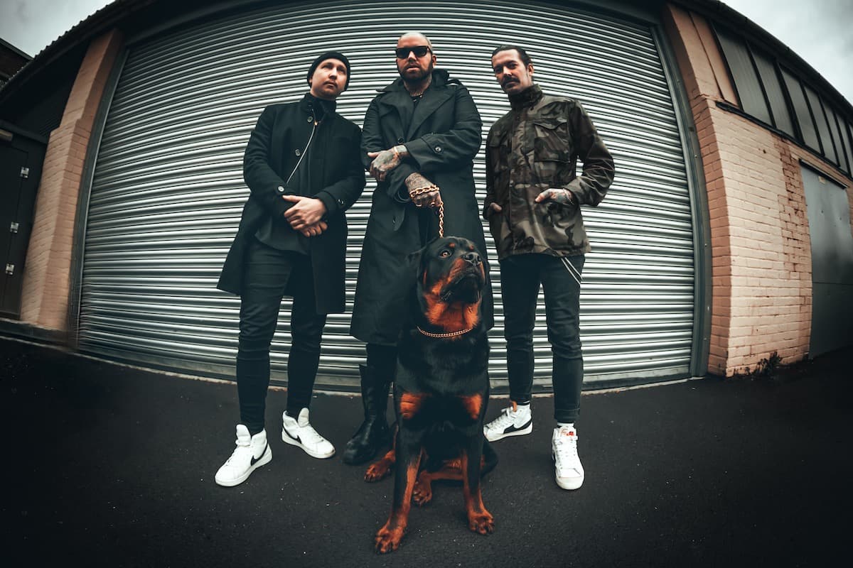 Chris Fronzak, do ATTILA, Cumpre Promessa e Doa US$ 5.000 Após Ser Confrontado por Mr. Beast