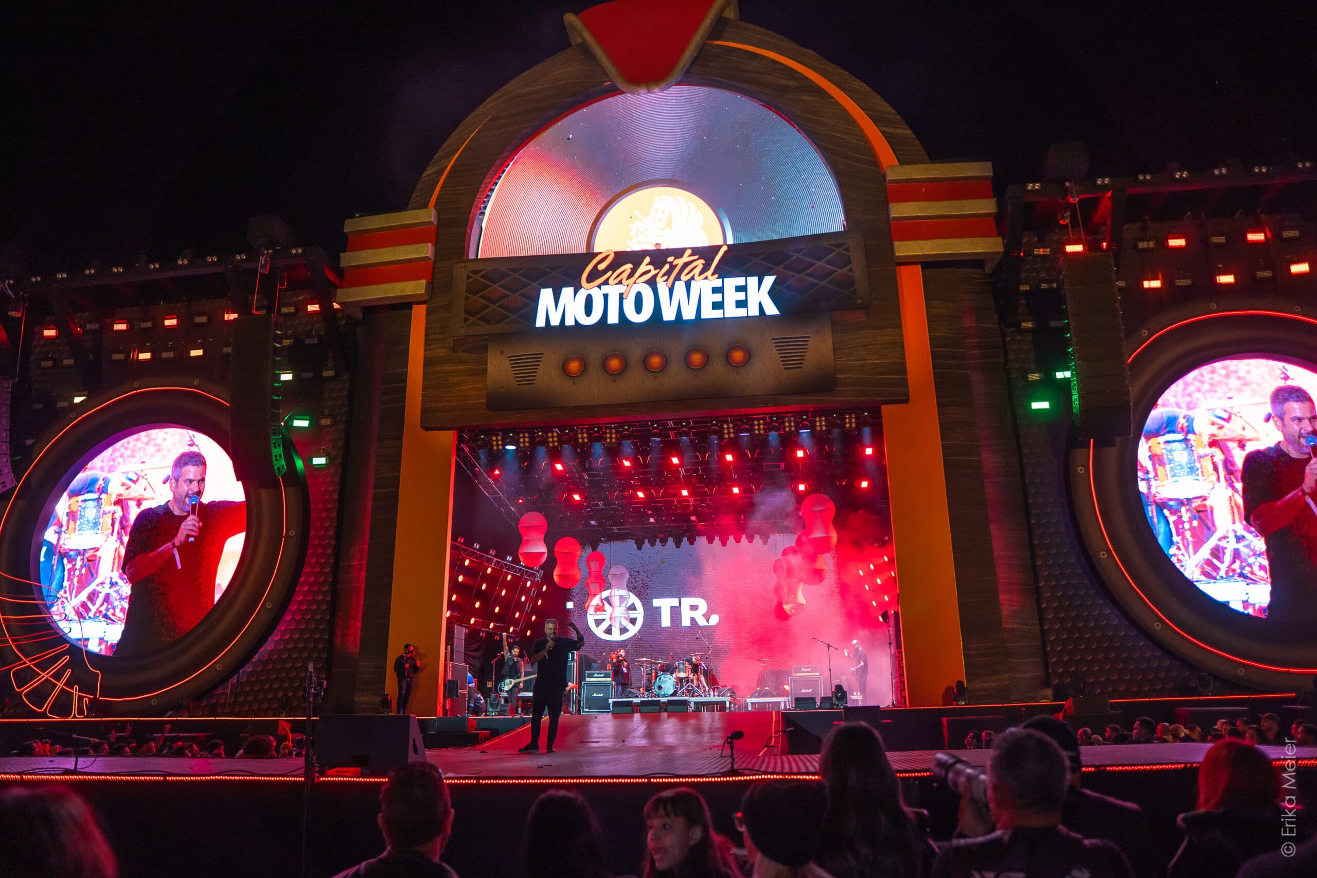 Capital Moto Week dá a largada com shows históricos e prepara para Angra, Charlie Brown Jr, Paralamas e muito mais