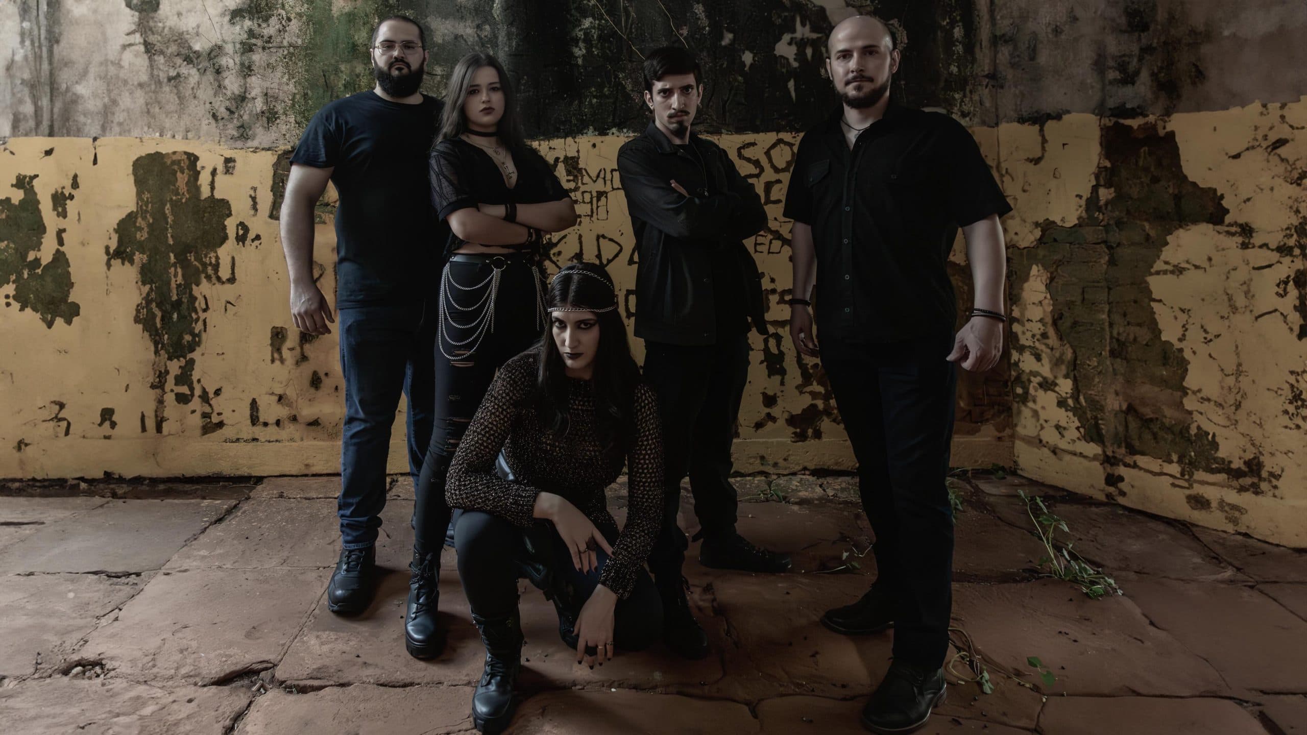 Santa Cora lança “Ancient Road” e abre novo capítulo na carreira musical