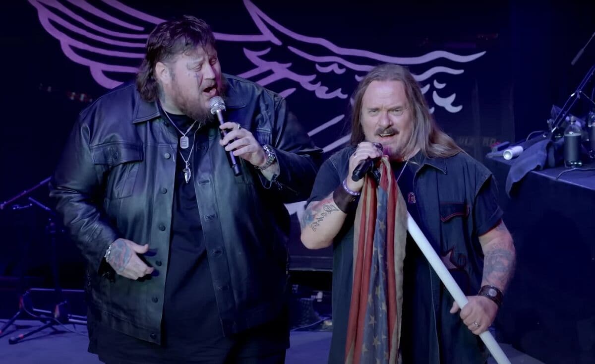 Lynyrd Skynyrd celebra 50 anos com show histórico e último registro ao vivo de Gary Rossington