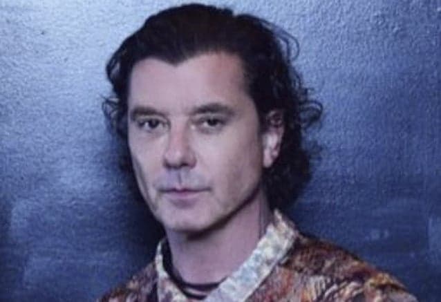 GAVIN ROSSDALE, do BUSH, está de luto pela morte de sua mãe