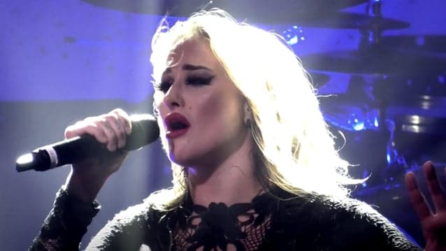 HEIDI SHEPHERD, DAS BUTCHER BABIES, Rejeita “Ideia Errada” de Que Ela Não Sabe Cantar: “Fui Treinada Musicalmente de Forma Clássica”