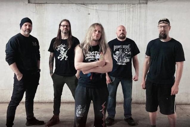 INTO ETERNITY diz que novo álbum está “quase pronto”; autofinanciado, experimental e livre