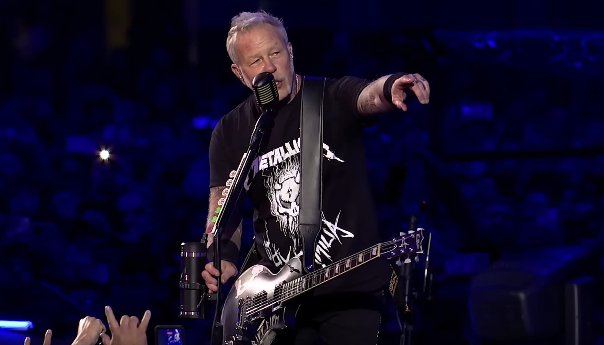 JAMES HETFIELD: “Quanto mais eu sou eu mesmo, mais os fãs gostam disso.”