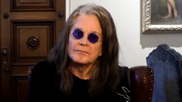 OZZY OSBOURNE ‘Não pode mais andar’, mas sua voz está ‘tão boa quanto sempre esteve’