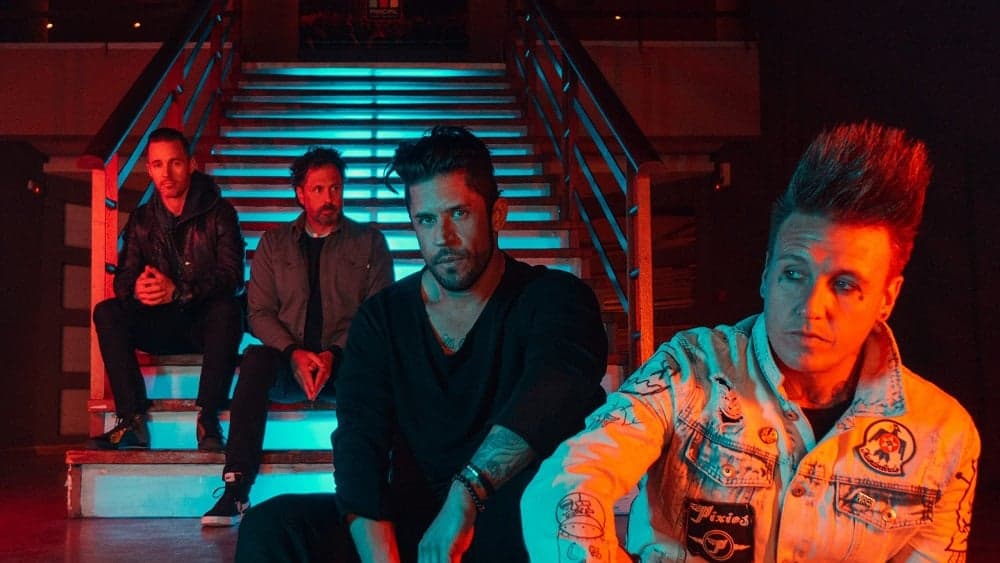 Você foi avisado: Papa Roach estará “lançando músicas durante todo o ano”.