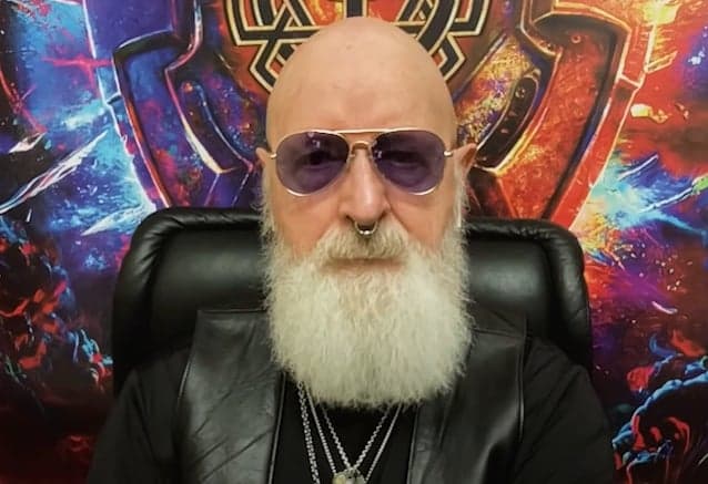 Rob Halford, do Judas Priest: “A América ainda é incrivelmente homofóbica — isso realmente me deixa irritado e chateado”