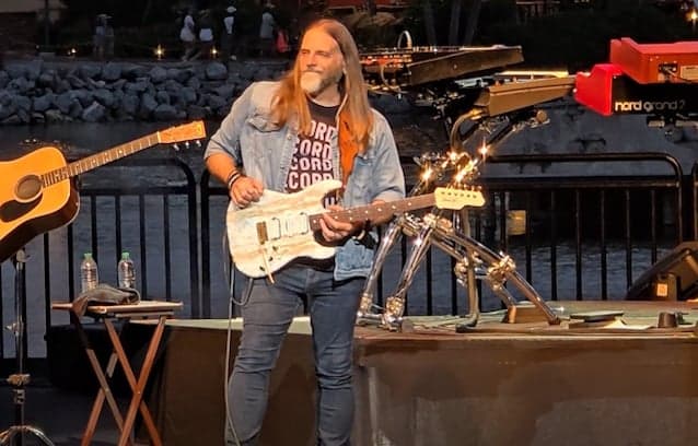 KANSAS Recebe o Guitarrista SCOTT BERNARD Como Novo Membro