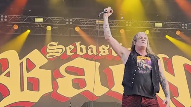 SEBASTIAN BACH sobre o novo álbum Child Within The Man: “A música definitivamente te mantém jovem de alguma forma estranha”