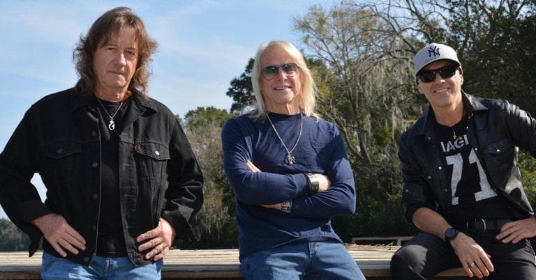 Steve Morse Band anuncia álbum “Triangulation” com participações de Eric Johnson, John Petrucci e Kevin Morse
