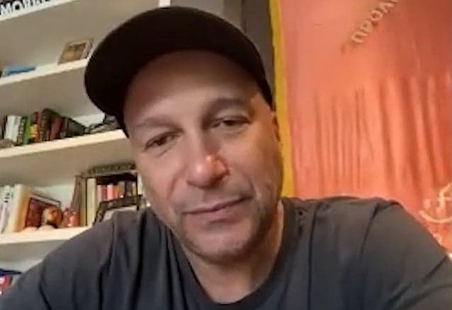 Tom Morello promete “superestrelas surpresas” no último show de Ozzy Osbourne e reunião final do Black Sabbath